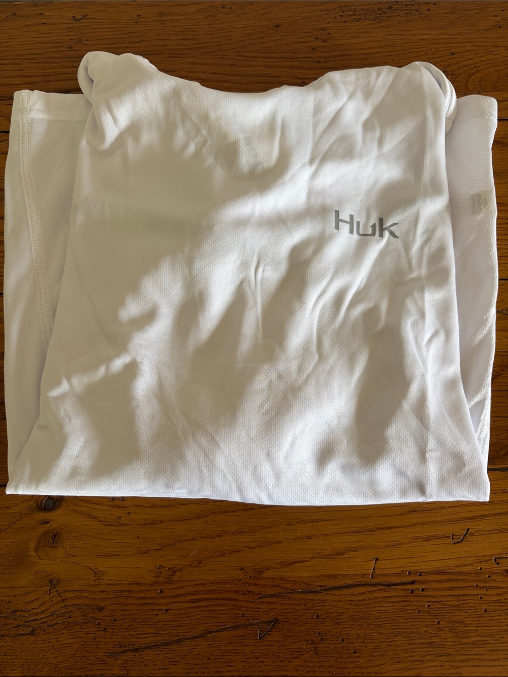 Huk White Performance Fishing Hooded Tee with Subtle Logo NWT YXL